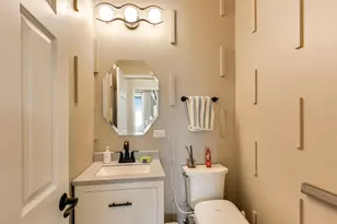 301 Didier Ct, Buffalo Grove, IL 60089 - Photo 18