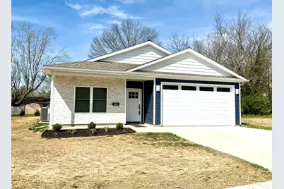 1104 N Midway Court, Marion, IL 62959 - Photo 1