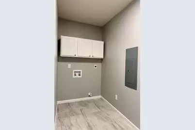 1104 N Midway Court, Marion, IL 62959 - Photo 8