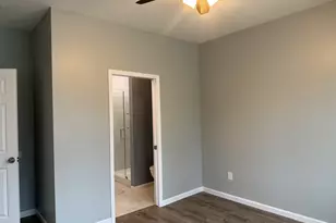 1104 N Midway Ct, Marion, IL 62959 - Photo 6