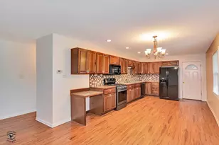 21946 Merrill Ave, Sauk Village, IL 60411 - Photo 10