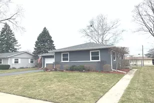 1242 N Linden Ave, Palatine, IL 60074 - Photo 2