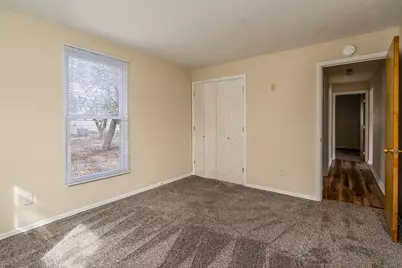 202 S Bush Avenue, Hurst, IL 62949 - Photo 16