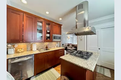 1406 W Cornelia Avenue #2, Chicago, IL 60657 - Photo 6