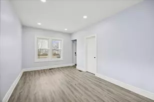 7521 S Parnell Ave, Chicago, IL 60620 - Photo 18