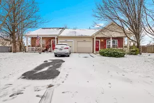 1502 Red Top Ln, Minooka, IL 60447 - Photo 1