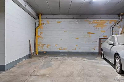 1448 N Orleans Street #2E, Chicago, IL 60610 - Photo 22