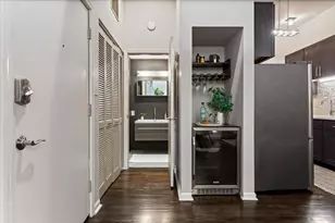 1448 N Orleans St, Chicago, IL 60610 - Photo 10