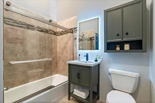 1448 N Orleans St, Chicago, IL 60610 - Photo 20