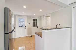 452 Meadow Green Ln, Round Lake Beach, IL 60073 - Photo 10