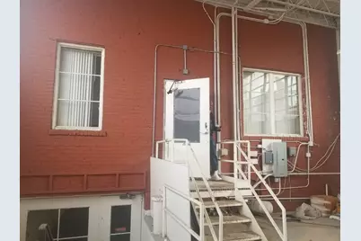 209 E Galena Boulevard, Aurora, IL 60505 - Photo 4