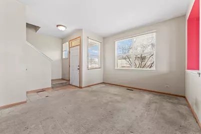 601 W Kristina Lane, Round Lake, IL 60073 - Photo 2