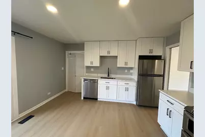 7893 Ramsgate Circle, Hanover Park, IL 60133 - Photo 4