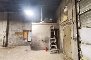 4251 N Western Ave, Chicago, IL 60618 - Photo 16