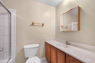 111 E Magnolia St, Arlington Heights, IL 60005 - Photo 14