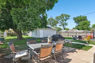 2104 Portsmouth Ave, Westchester, IL 60154 - Photo 18