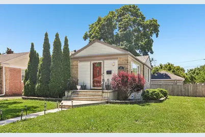 2104 Portsmouth Avenue, Westchester, IL 60154 - Photo 1