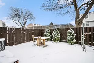 1921 Williamsburg Dr, Hoffman Estates, IL 60169 - Photo 26