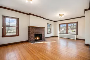 520 S Midland Ave, Joliet, IL 60436 - Photo 6