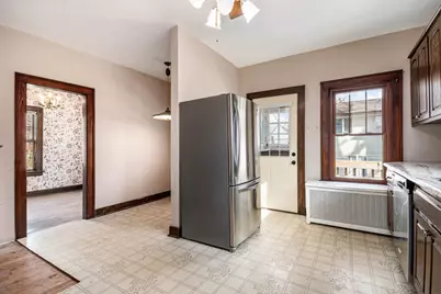 520 S Midland Avenue, Joliet, IL 60436 - Photo 12