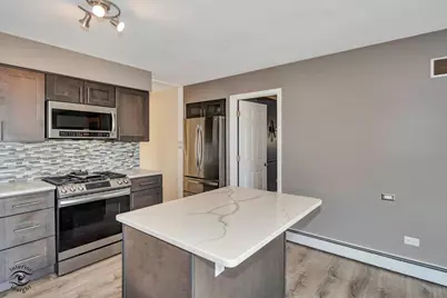 1060 Lucas Street, Calumet City, IL 60409 - Photo 8