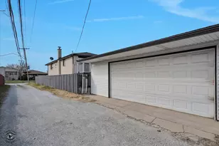 1060 Lucas St, Calumet City, IL 60409 - Photo 28