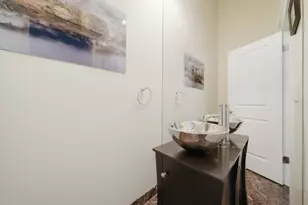 1245 N Greenview Ave, Chicago, IL 60642 - Photo 16