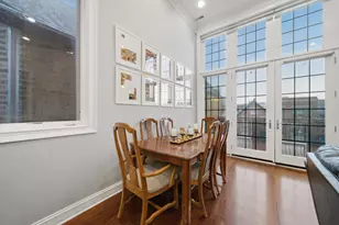 1245 N Greenview Ave, Chicago, IL 60642 - Photo 10