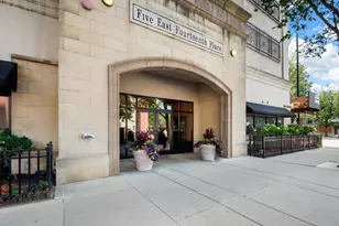 5 E 14th Pl, Chicago, IL 60605 - Photo 2