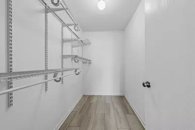 1009 Silverstone Drive #1009, Carpentersville, IL 60110 - Photo 18