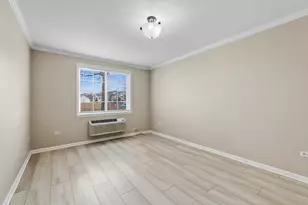 1009 Silverstone Dr, Carpentersville, IL 60110 - Photo 14