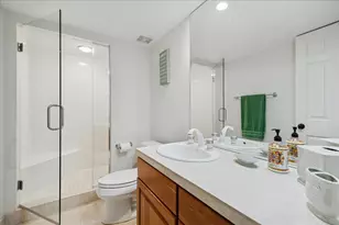 2041 Tremont Ct, Libertyville, IL 60048 - Photo 42