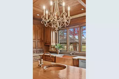 2041 Tremont Court, Libertyville, IL 60048 - Photo 14