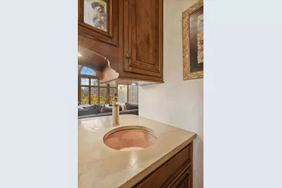 2041 Tremont Court, Libertyville, IL 60048 - Photo 16