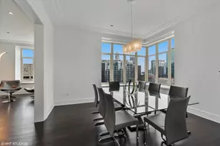 118 E Erie St, Chicago, IL 60611 - Photo 24