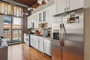 1801 S Michigan Ave, Chicago, IL 60616 - Photo 10