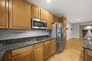 1160 Longwood Dr, Lisle, IL 60532 - Photo 6