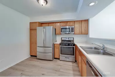1788 Grove Avenue, Schaumburg, IL 60193 - Photo 8