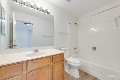 1788 Grove Avenue, Schaumburg, IL 60193 - Photo 14