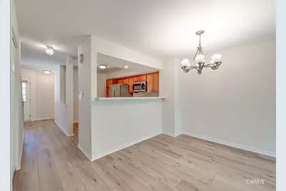 1788 Grove Avenue, Schaumburg, IL 60193 - Photo 4