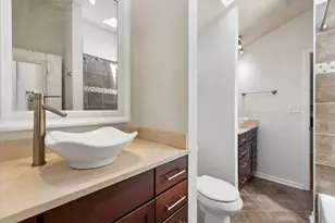 1203 Florence Ave, Evanston, IL 60202 - Photo 14