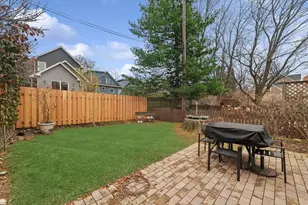 1203 Florence Ave, Evanston, IL 60202 - Photo 18