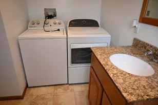 185 W Southmor Rd, Morris, IL 60450 - Photo 38