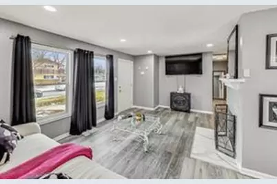 318 Marquette Street, Park Forest, IL 60466 - Photo 4