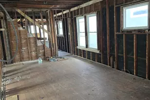 11223 S Longwood Dr, Chicago, IL 60643 - Photo 4