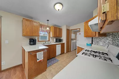 216 Meadowlark Lane, Sandwich, IL 60548 - Photo 12