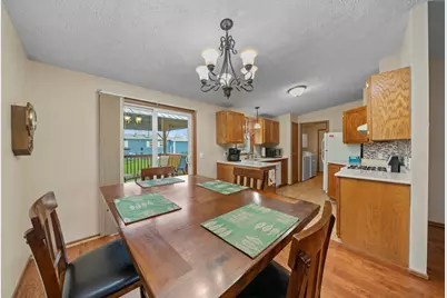 216 Meadowlark Lane, Sandwich, IL 60548 - Photo 8