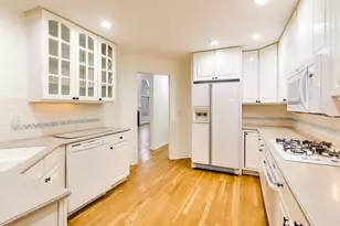 325 N Water St, Batavia, IL 60510 - Photo 38