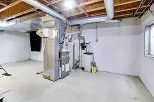 325 N Water St, Batavia, IL 60510 - Photo 30