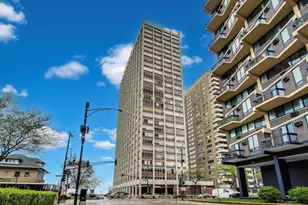 6171 N Sheridan Rd, Chicago, IL 60660 - Photo 1